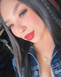 <em>Aylinne Castro </em>